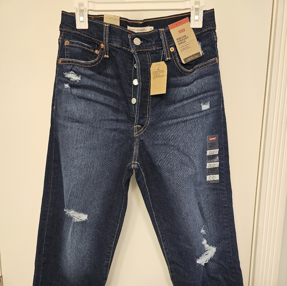 Levi's Ribcage Ankle Straight Jeans